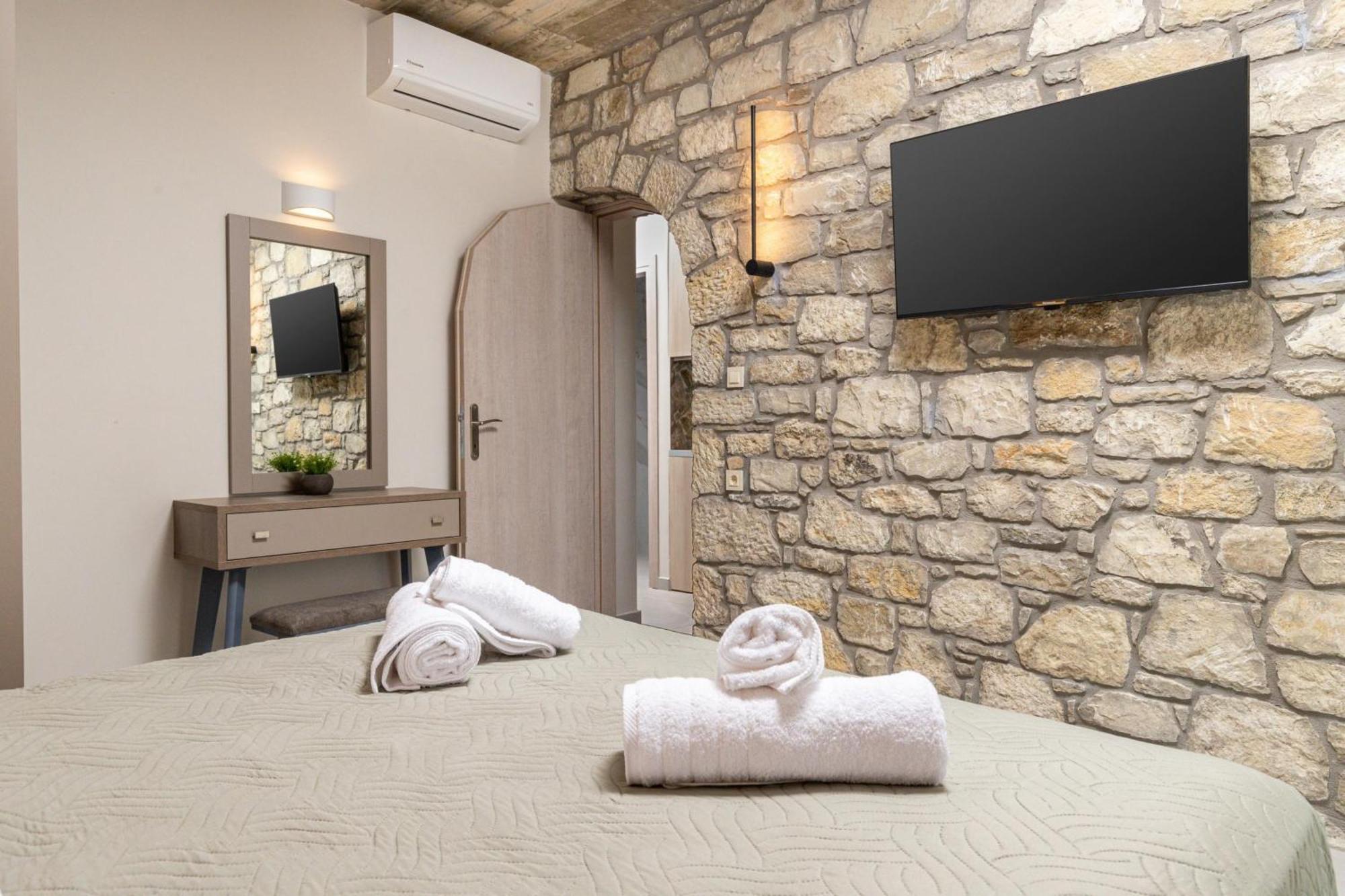 Achatis Apartments With Sea View Kolimvari Zewnętrze zdjęcie