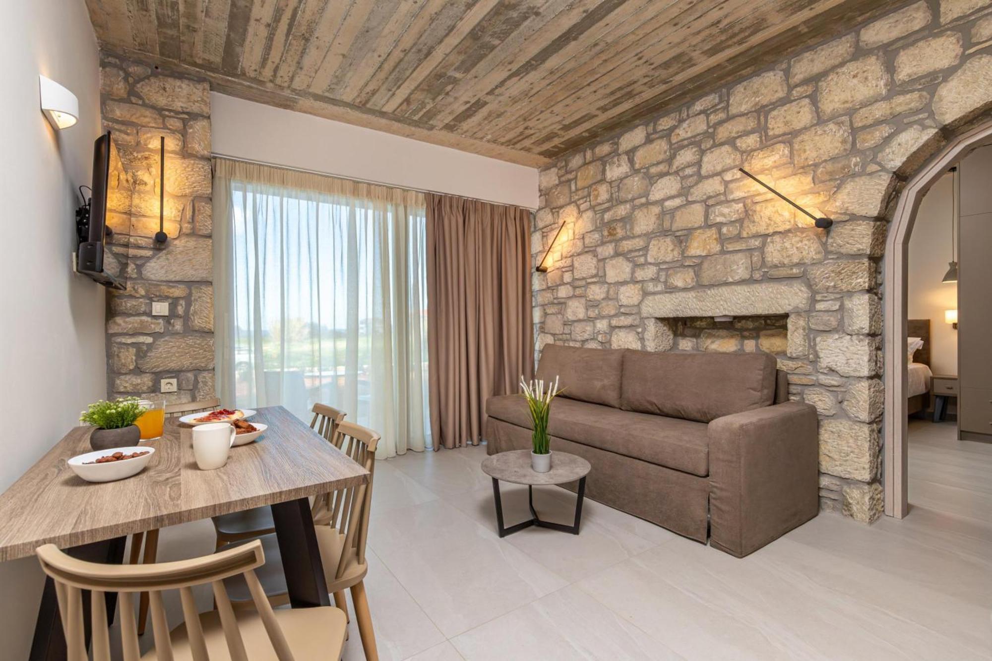 Achatis Apartments With Sea View Kolimvari Zewnętrze zdjęcie